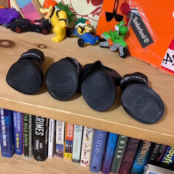 HA GUAI GUAI-pet black ‘monkey patch’ velcro strap rubber booties - Picture 4 of 6